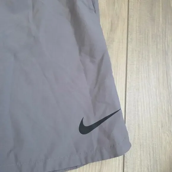Nike Dri-FIT Totality 9" Unlined Gray Shorts Men Sz Small - Picture 7 of 13
